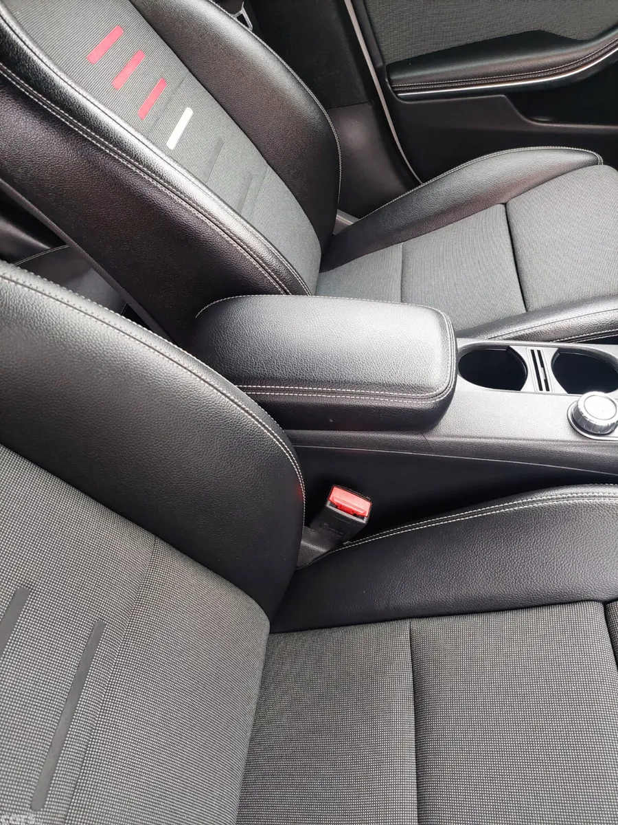 Mercedes-Benz A-Class Hatchback, Petrol, 2016, White