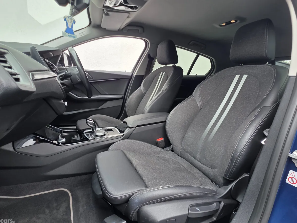 BMW 1-Series Hatchback, Diesel, 2022, Blue