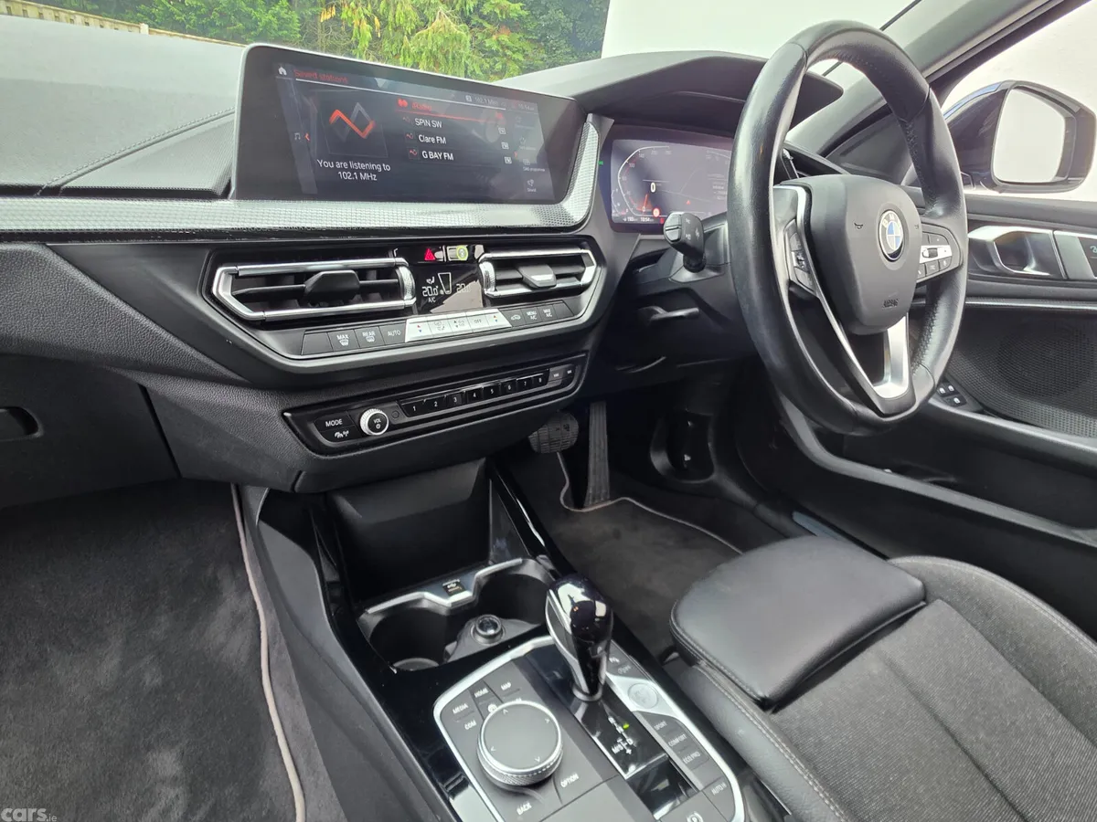 BMW 1-Series Hatchback, Diesel, 2022, Blue