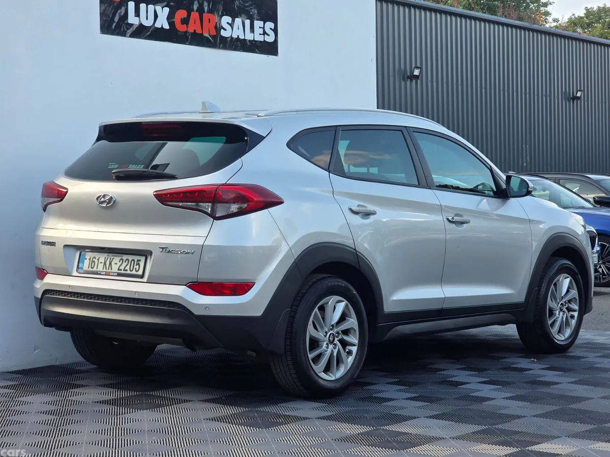 Hyundai Tucson SUV, Diesel, 2016, Silver