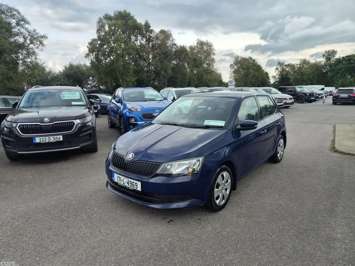 Skoda Fabia Hatchback, Petrol, 2017, Blue