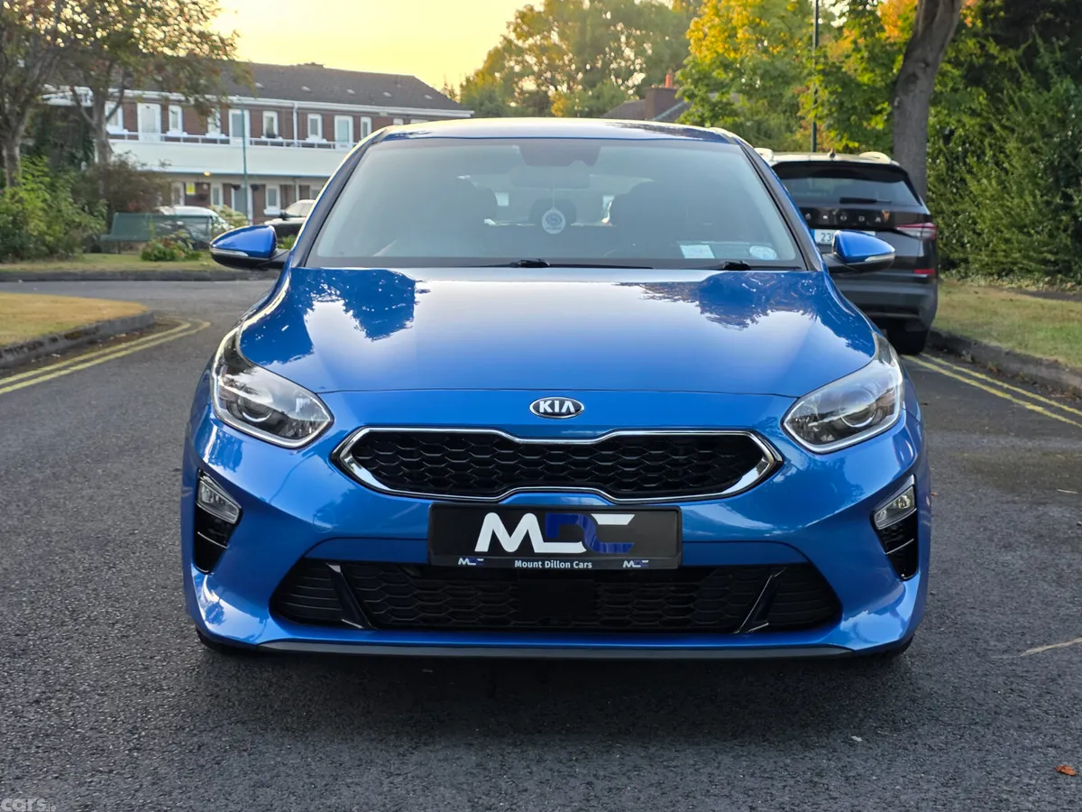 Kia Ceed Hatchback, Petrol, 2018, Blue