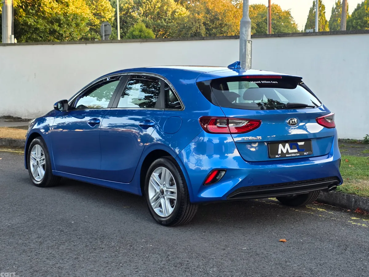 Kia Ceed Hatchback, Petrol, 2018, Blue