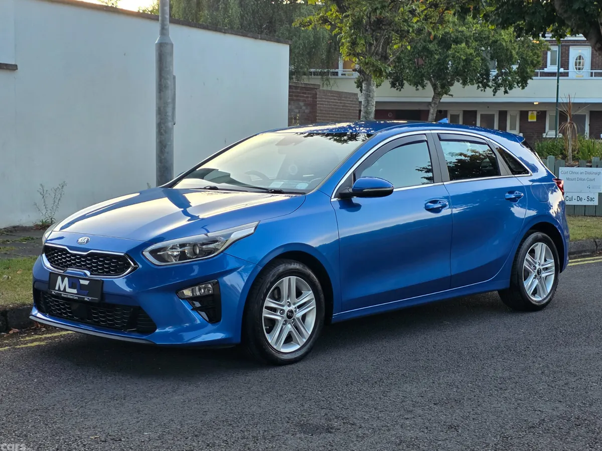 Kia Ceed Hatchback, Petrol, 2018, Blue