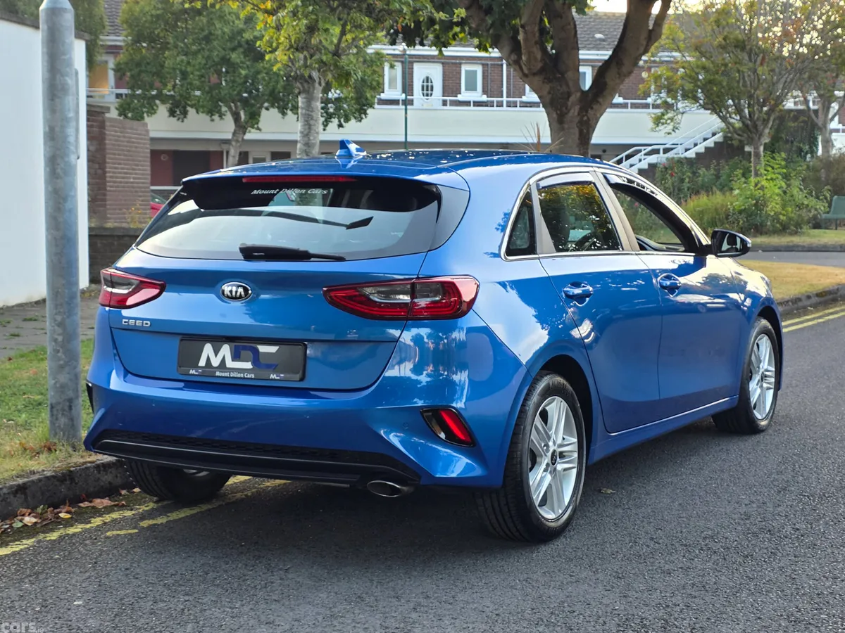Kia Ceed Hatchback, Petrol, 2018, Blue