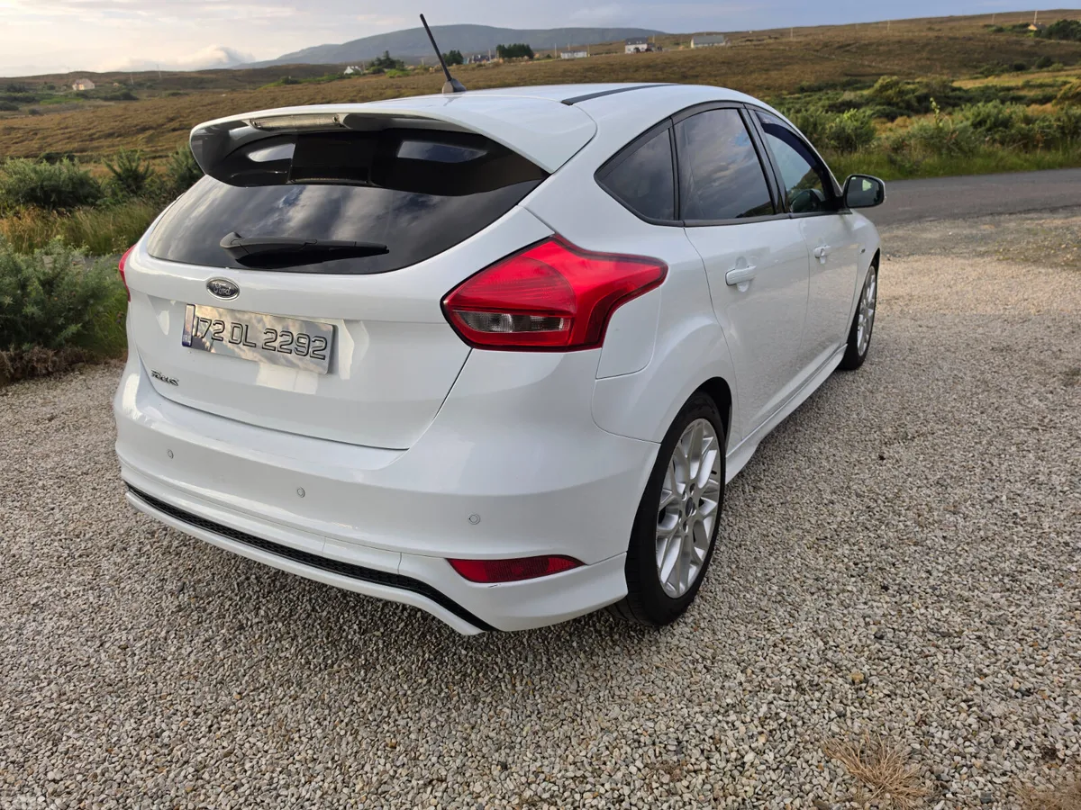 Ford Focus Hatchback, Diesel, 2017, White