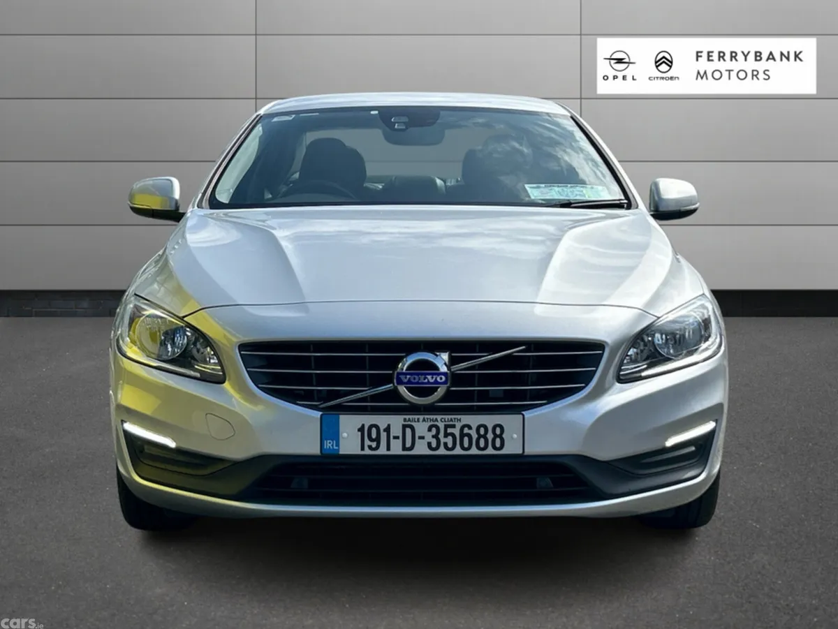 Volvo S60 Saloon, Diesel, 2019, Grey