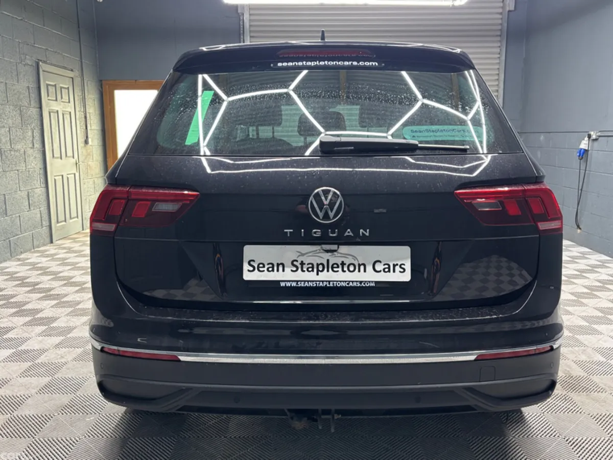 Volkswagen Tiguan SUV, Diesel, 2023, Black