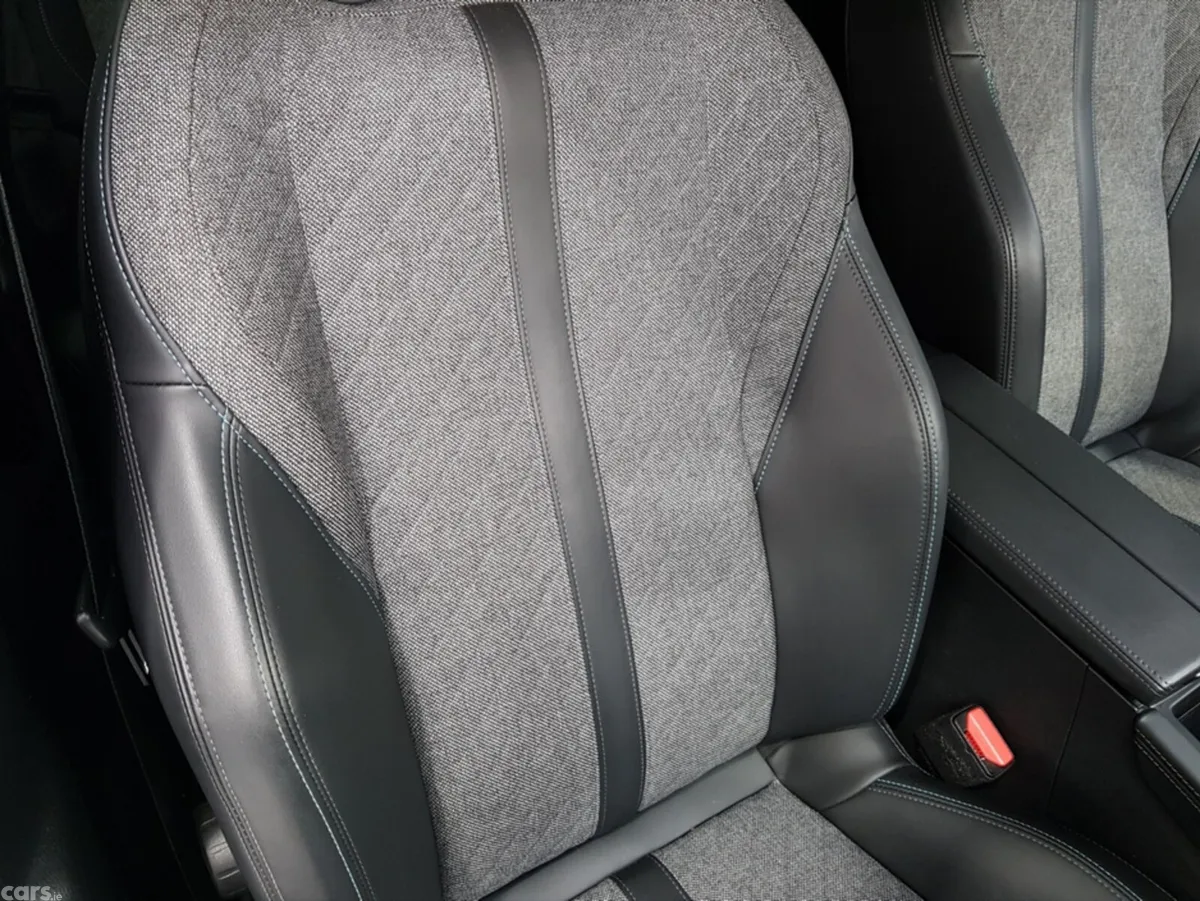 Peugeot 408 Hatchback, Petrol, 2023, Grey
