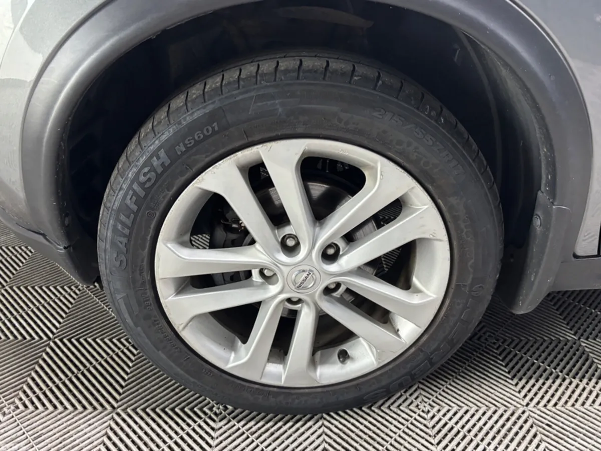 Nissan Juke MPV, Petrol, 2018, Grey