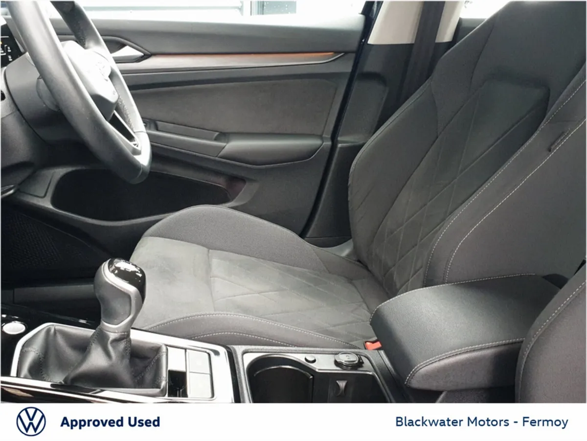 Volkswagen Golf Estate, Diesel, 2024, Blue