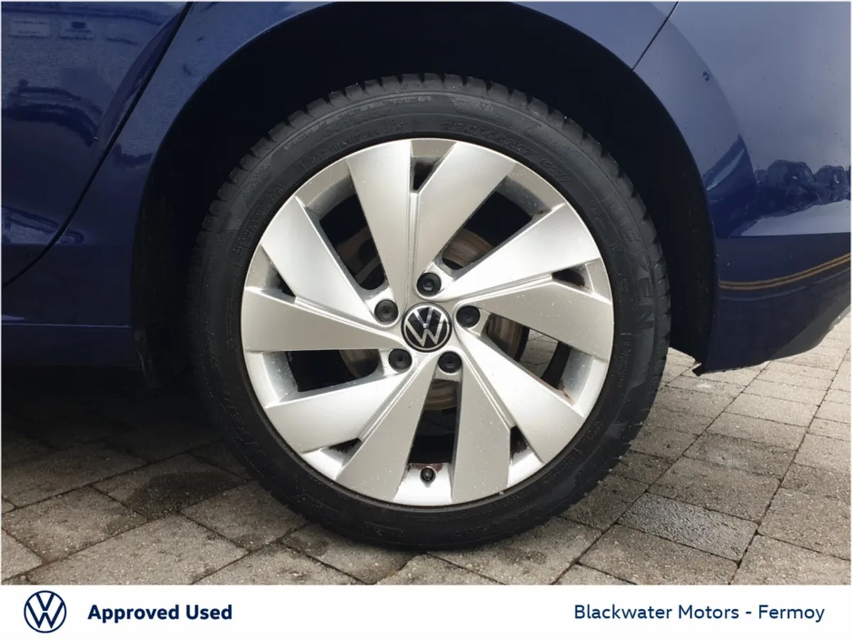 Volkswagen Golf Estate, Diesel, 2024, Blue