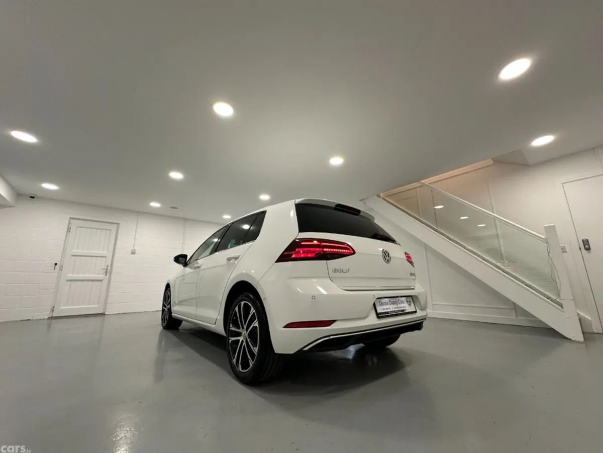 Volkswagen Golf Hatchback, Diesel, 2020, White