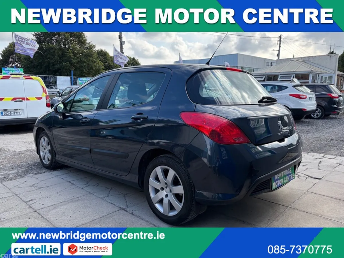 Peugeot 308 Hatchback, Diesel, 2013, Blue