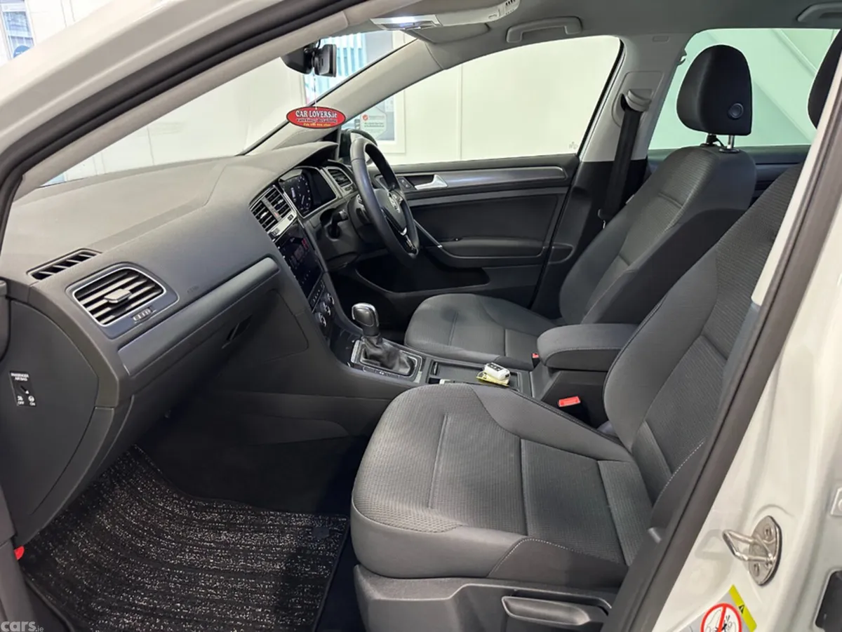 Volkswagen Golf Hatchback, Diesel, 2020, White