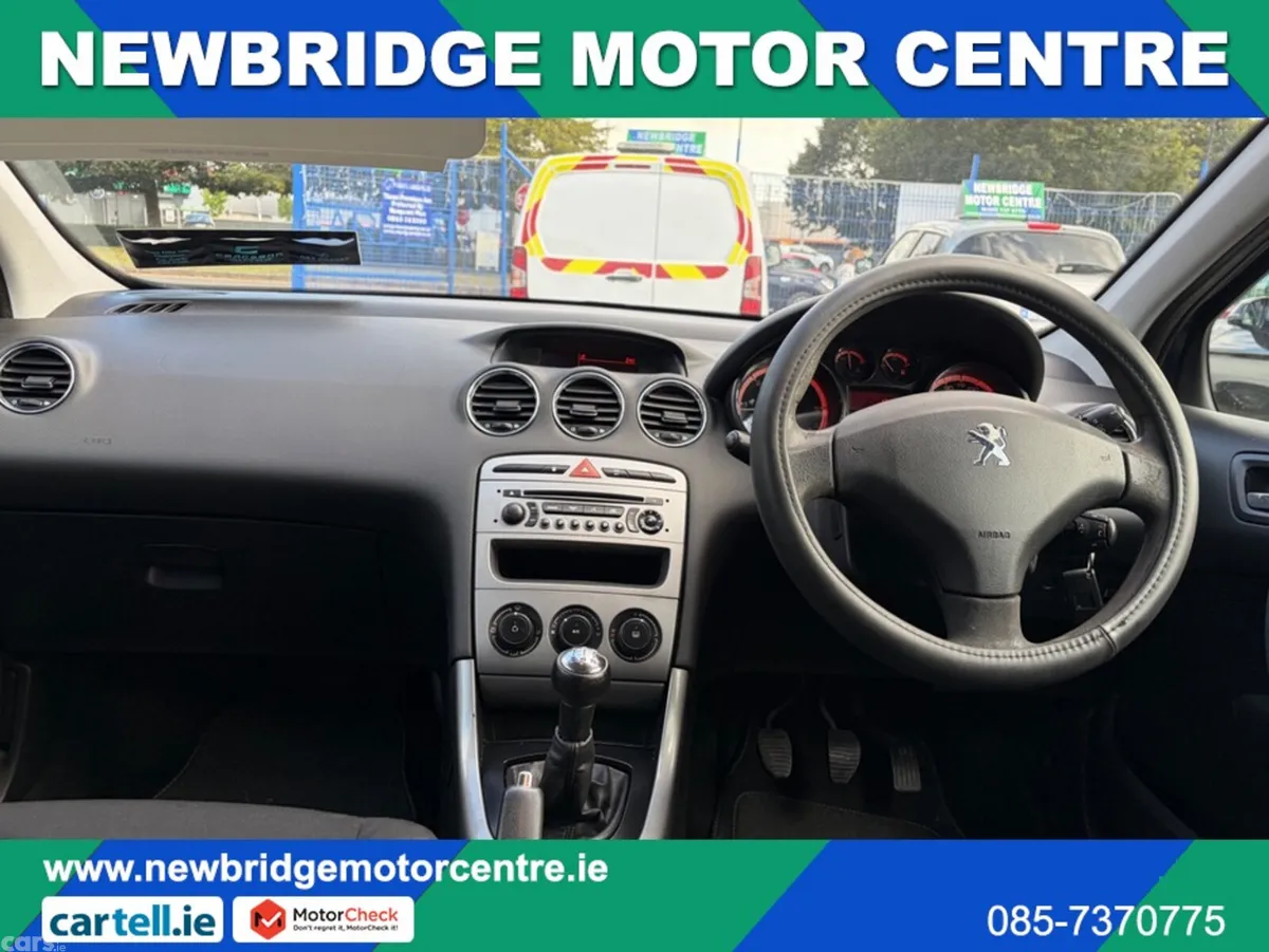 Peugeot 308 Hatchback, Diesel, 2013, Blue
