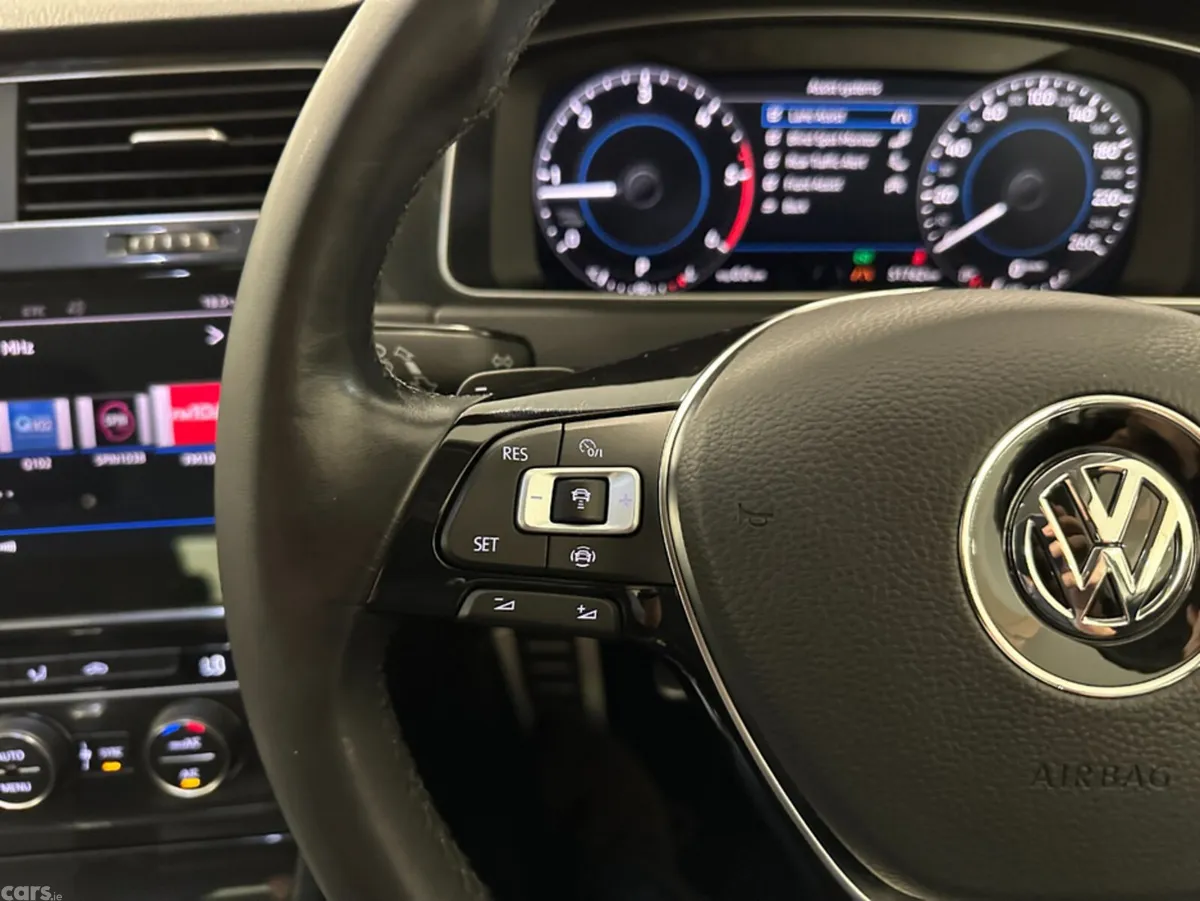 Volkswagen Golf Hatchback, Diesel, 2020, White