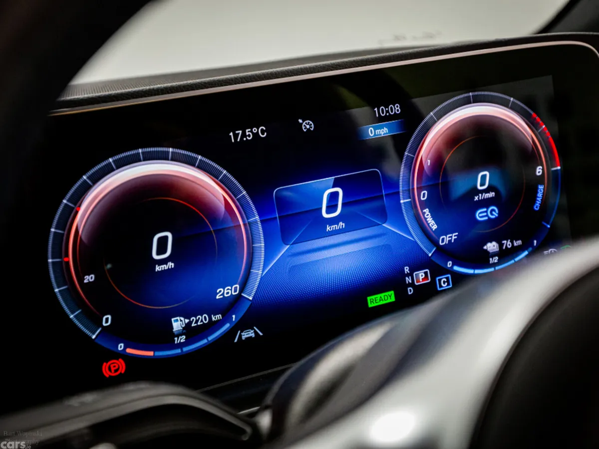 Mercedes-Benz GLE SUV, Diesel Plug-in Hybrid, 2022, Blue