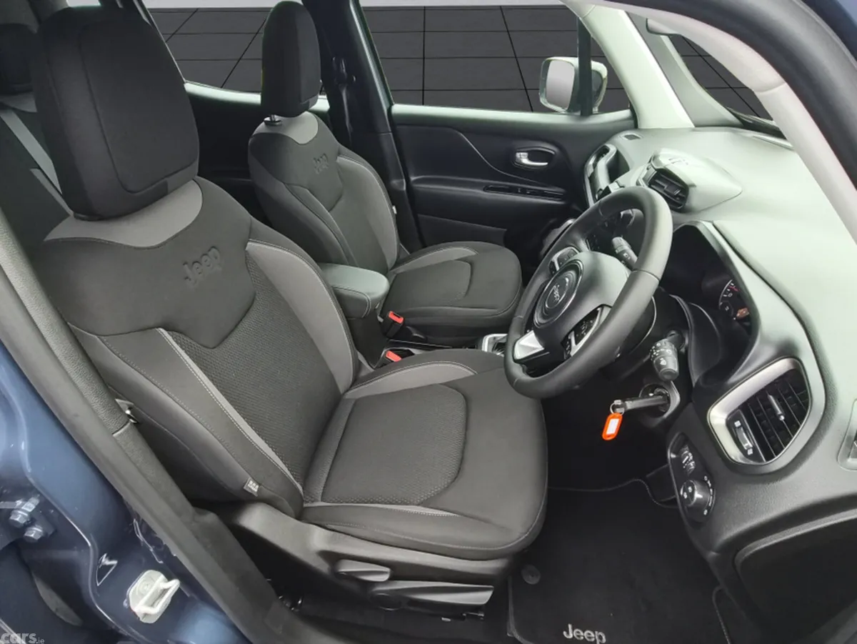 Jeep Renegade SUV, Petrol Hybrid, 2025, Blue