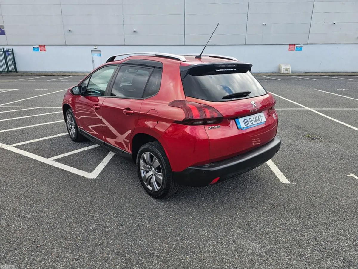 Peugeot 2008 Estate, Petrol, 2018, Red