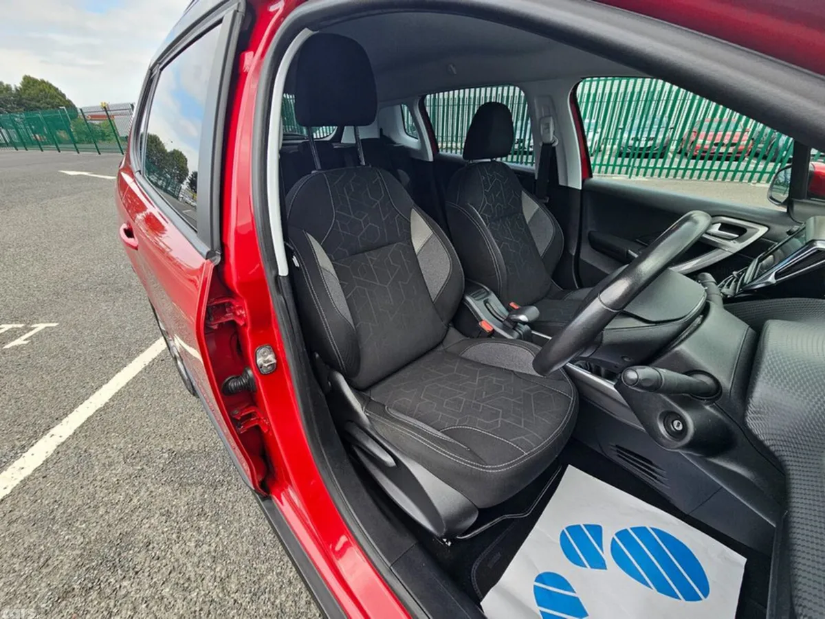 Peugeot 2008 Estate, Petrol, 2018, Red