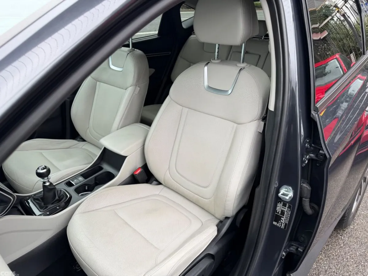 Hyundai Tucson MPV, Diesel, 2021, Grey
