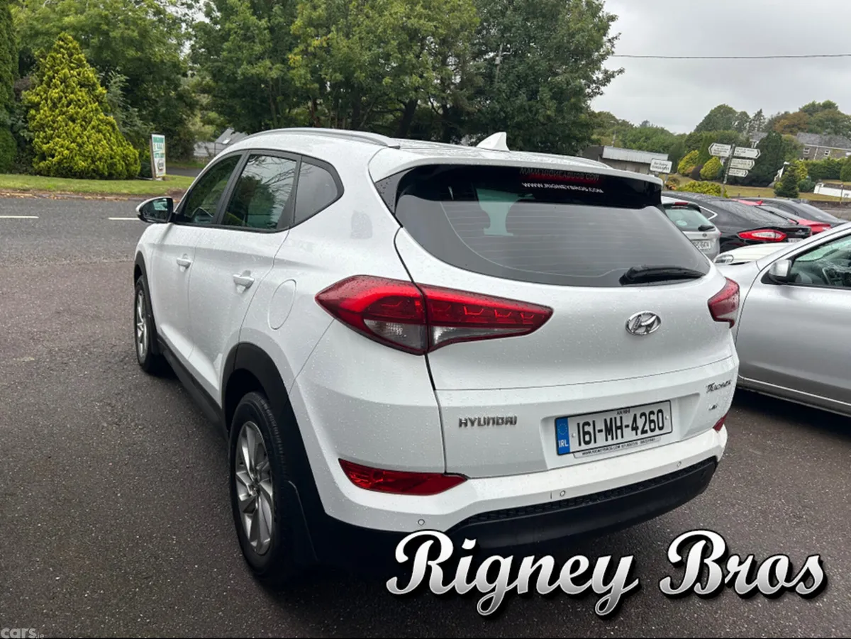 Hyundai Tucson MPV, Diesel, 2016, White