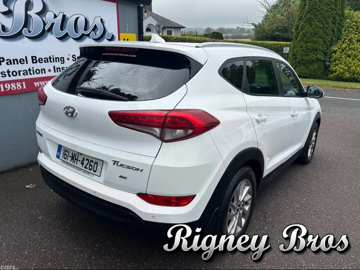 Hyundai Tucson MPV, Diesel, 2016, White
