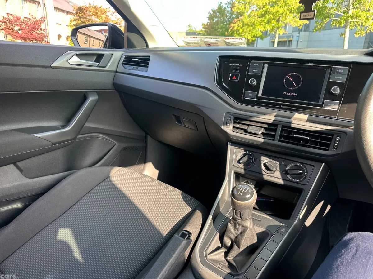 Volkswagen Polo Hatchback, Diesel, 2019, Black