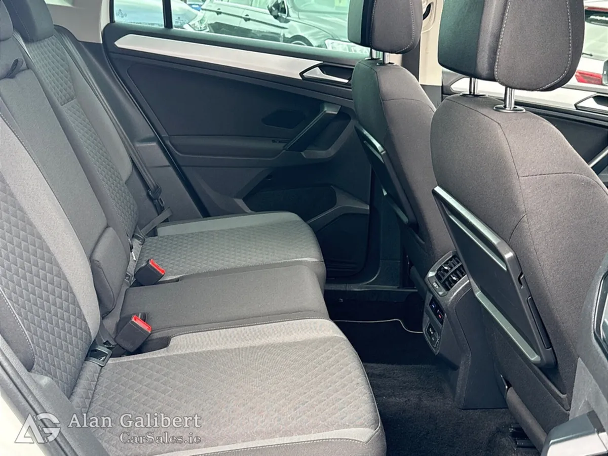 Volkswagen Tiguan SUV, Diesel, 2019, White