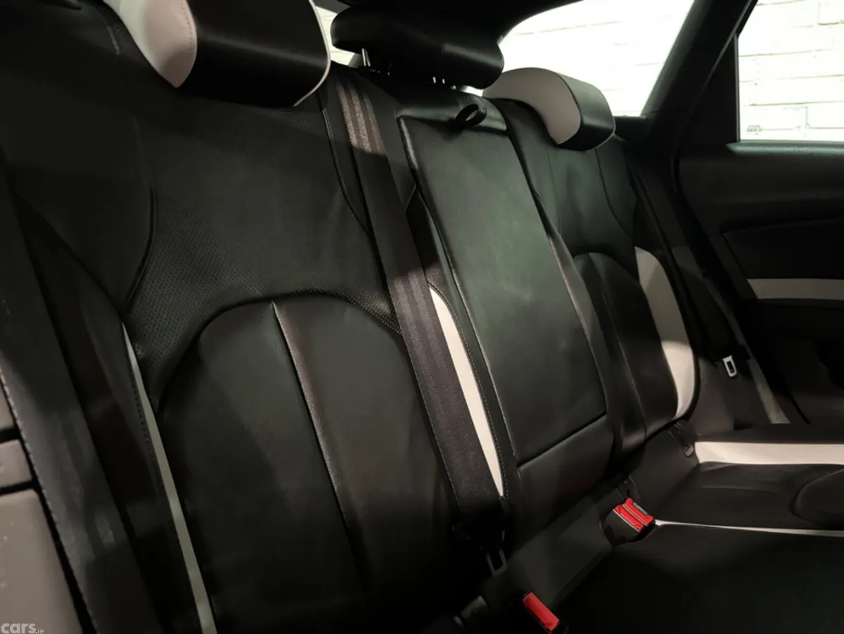 SEAT Leon Estate, Petrol, 2015, Grey