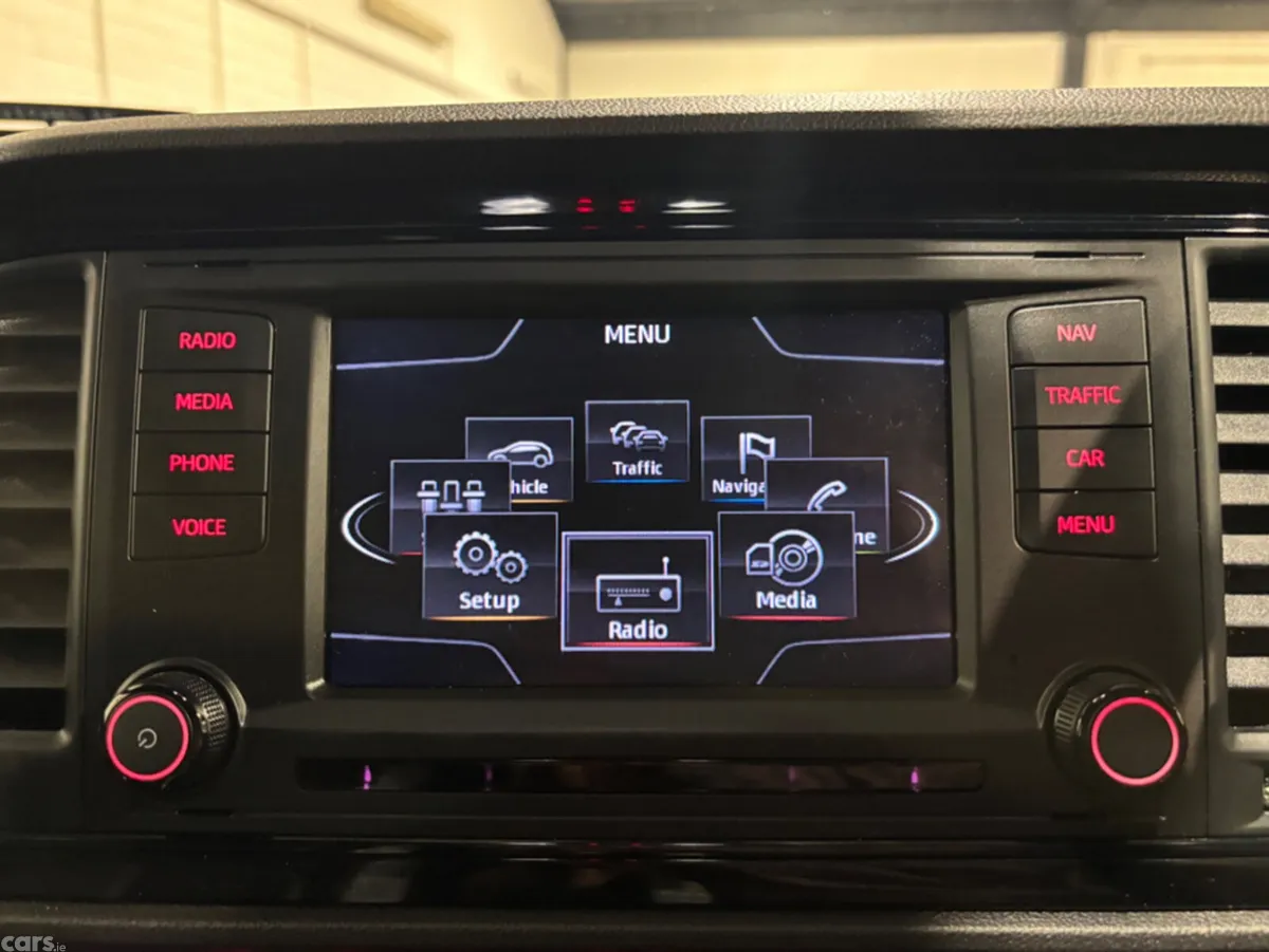 SEAT Leon Estate, Petrol, 2015, Grey
