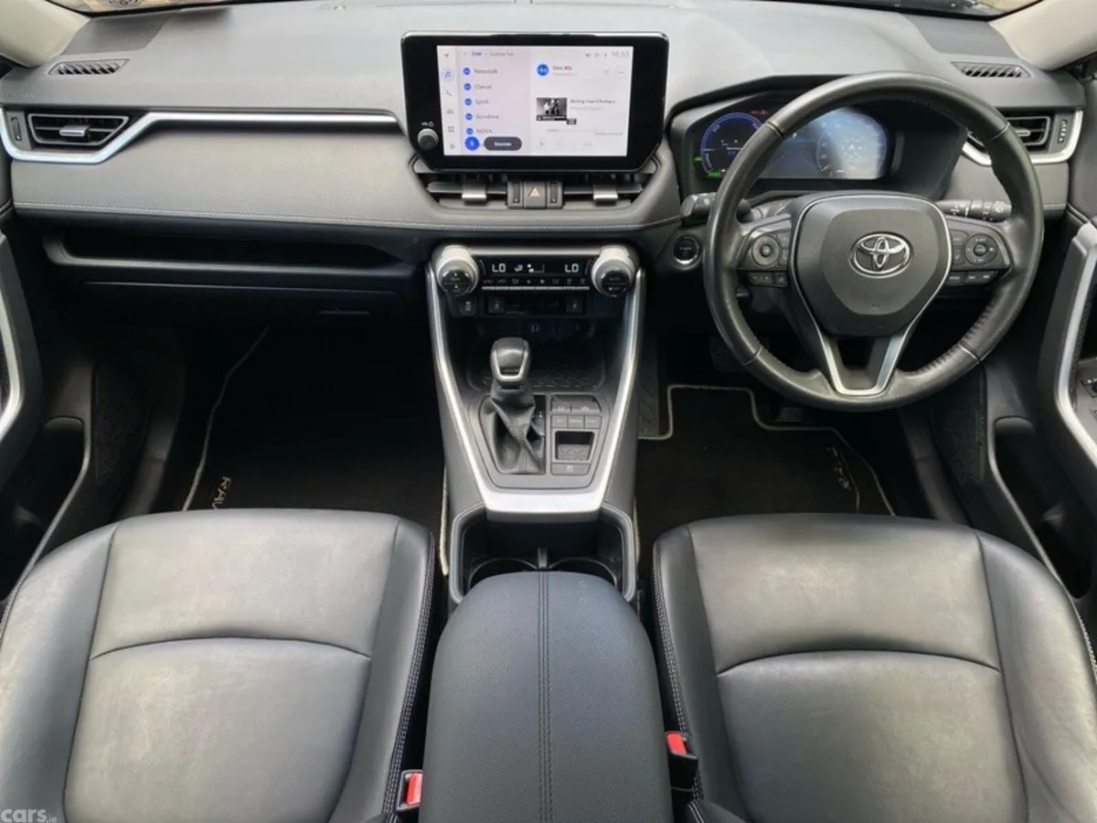 Toyota RAV4 SUV, Petrol Hybrid, 2023, Blue