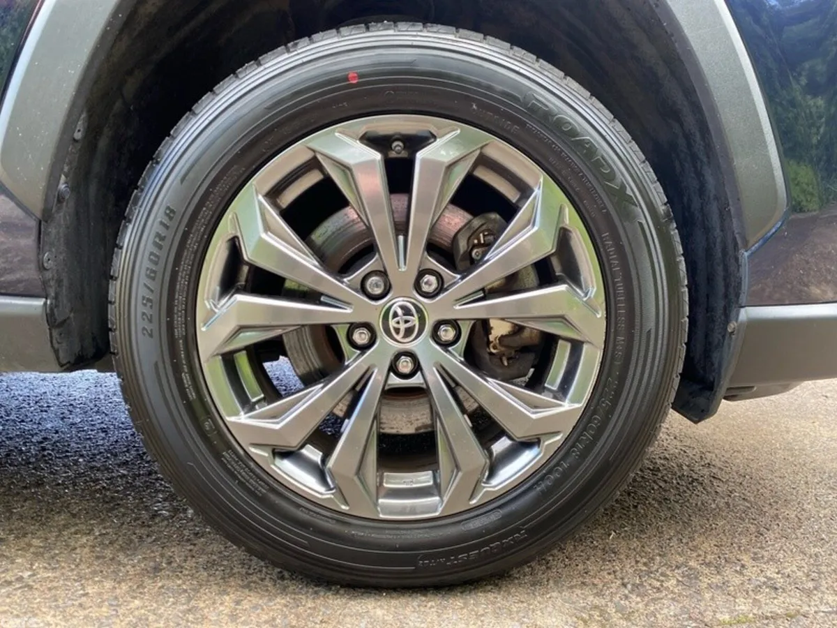Toyota RAV4 SUV, Petrol Hybrid, 2023, Blue