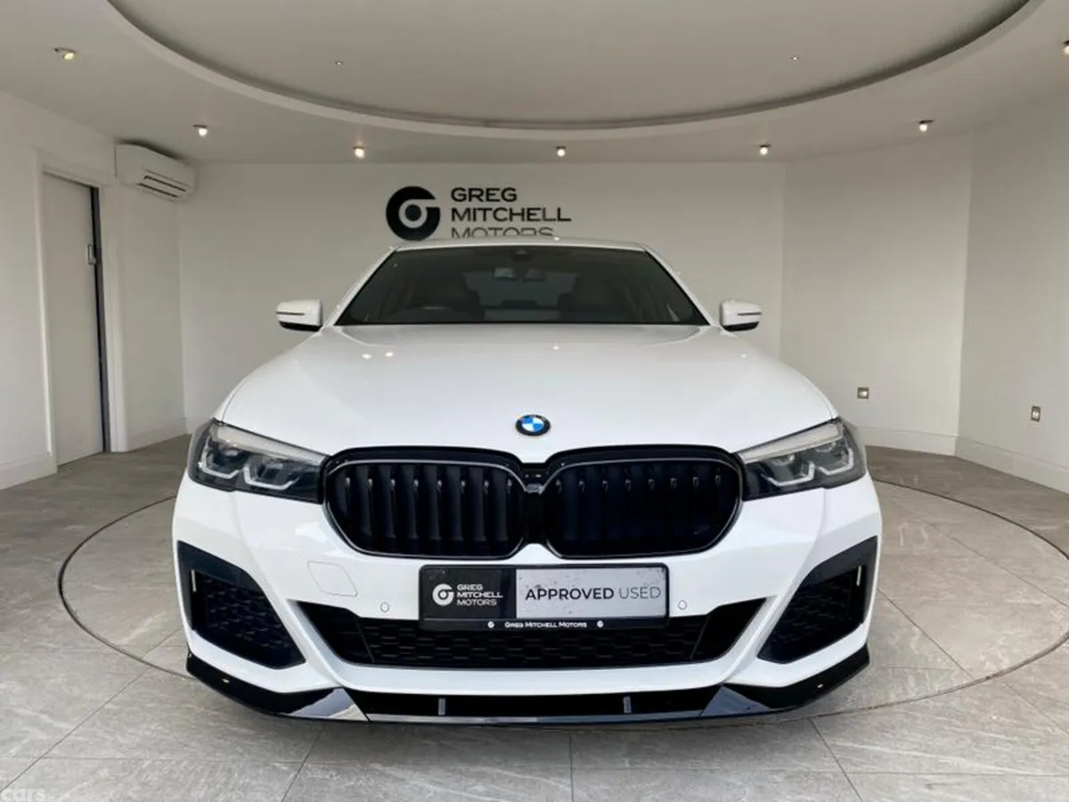 BMW 5-Series Saloon, Diesel Hybrid, 2022, White