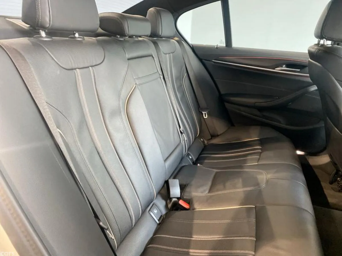 BMW 5-Series Saloon, Diesel Hybrid, 2022, White