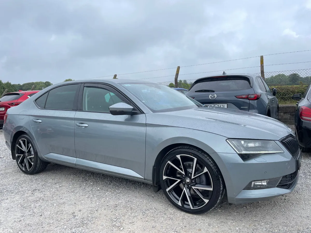 Skoda Superb Saloon, Diesel, 2018, Grey