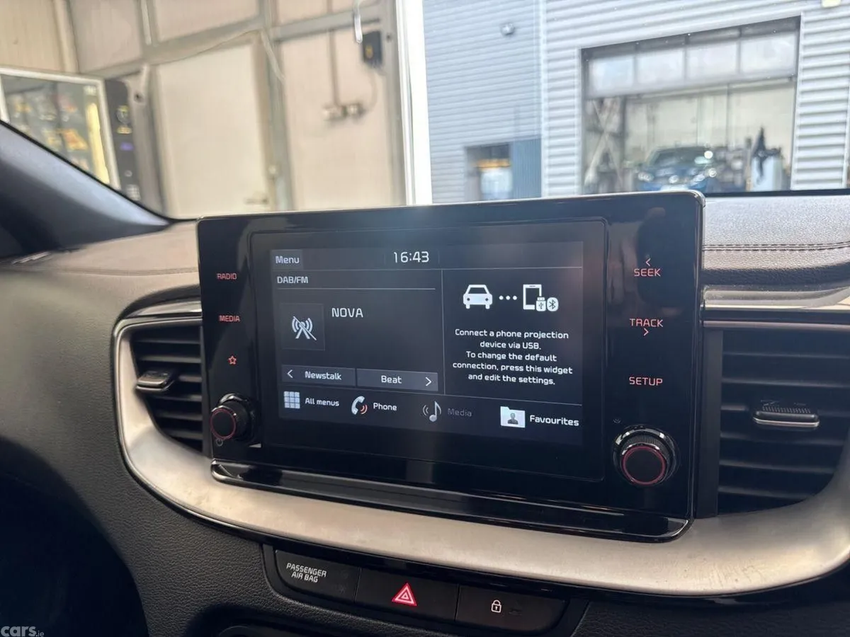 Kia Ceed Hatchback, Diesel, 2020, Black