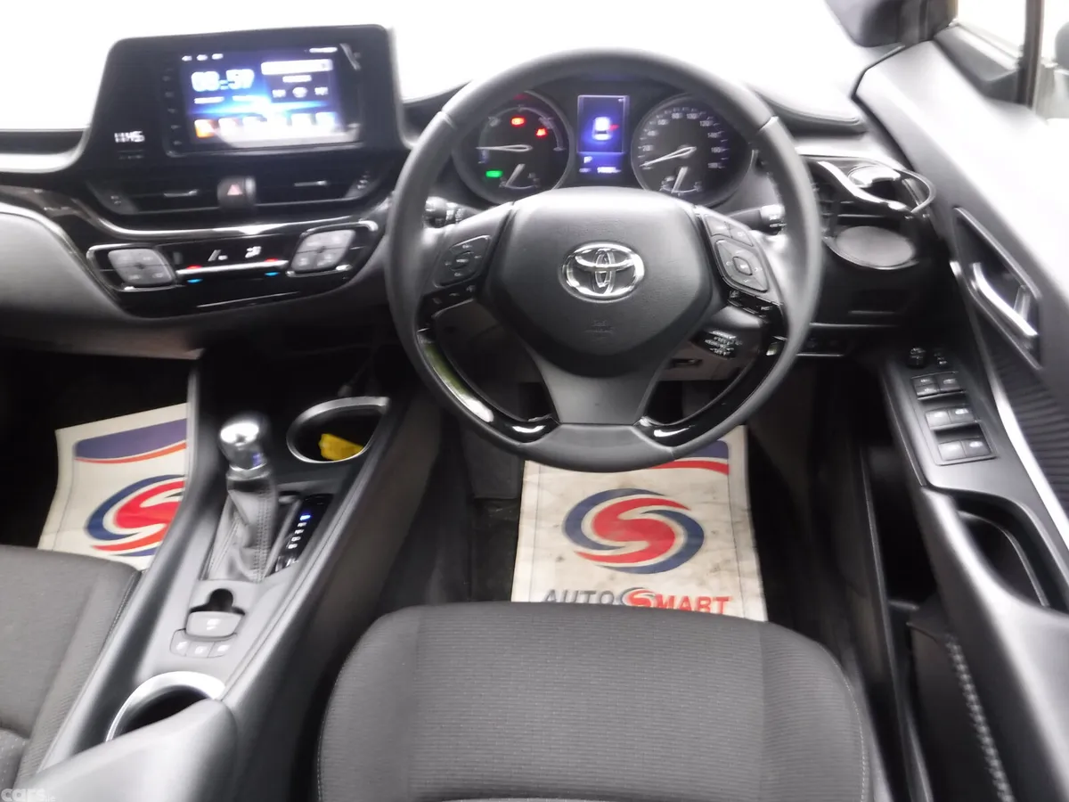 Toyota C-HR Hatchback, Petrol Hybrid, 2018, White