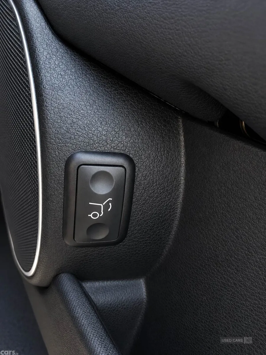Mercedes-Benz C-Class , Petrol, 2014, Black