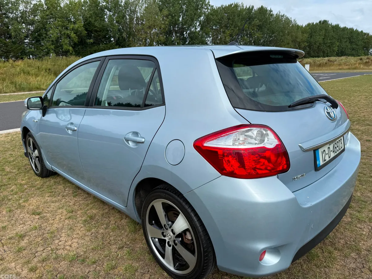 Toyota Auris Hatchback, Petrol Hybrid, 2012, Blue
