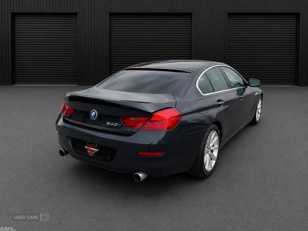 BMW 6-Series , Petrol, 2013, Black