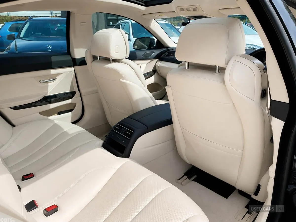 BMW 6-Series , Petrol, 2013, Black