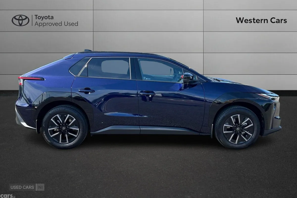 Toyota bZ4X SUV, Electric, 2026, Blue
