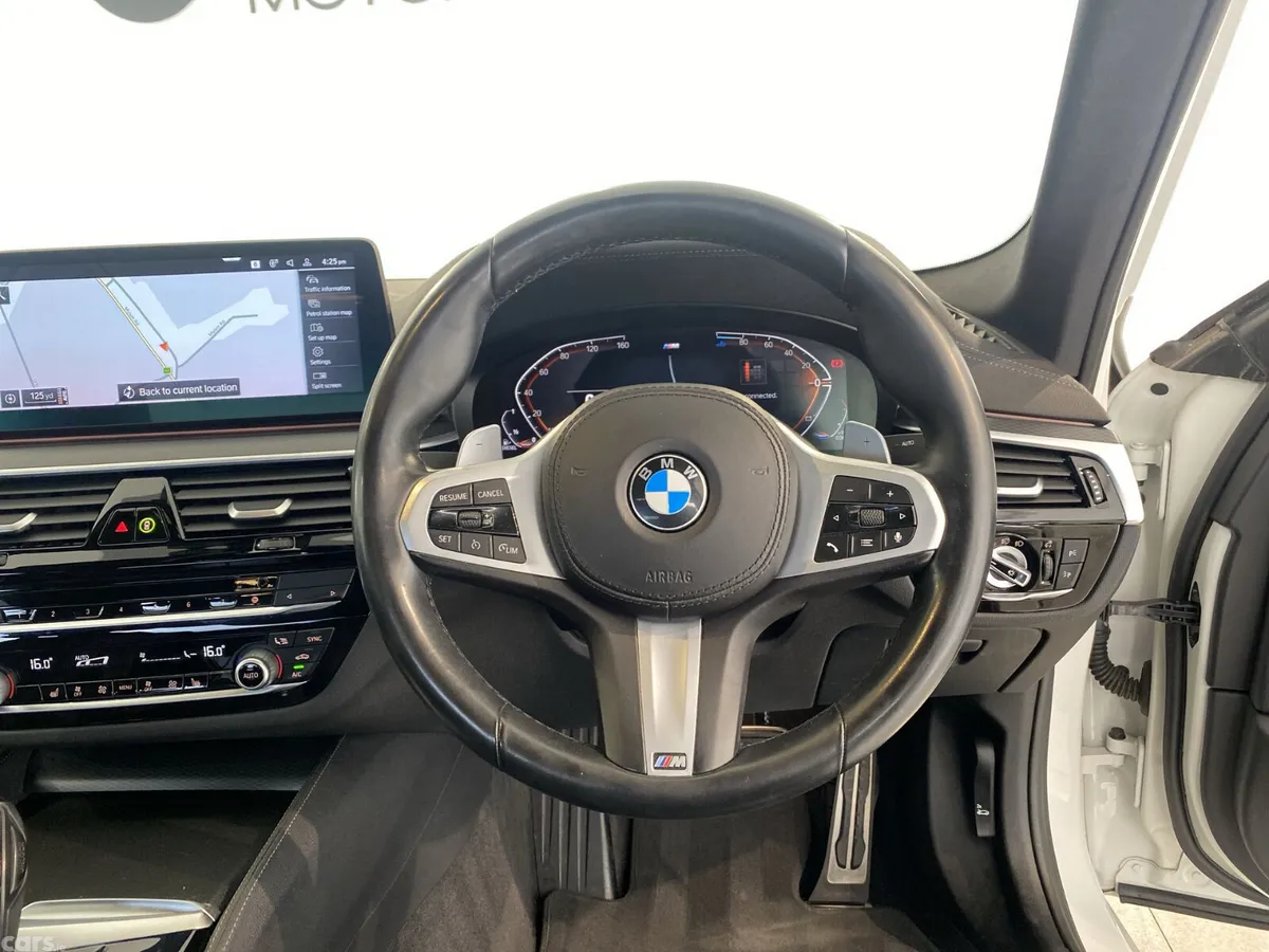 BMW 5-Series Saloon, Diesel Hybrid, 2022, White