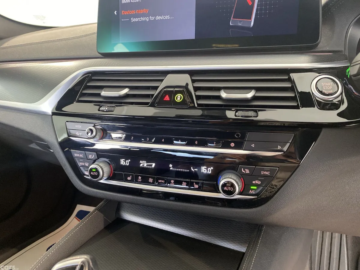 BMW 5-Series Saloon, Diesel Hybrid, 2022, White