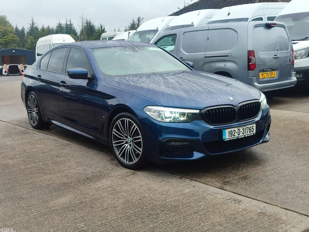 BMW 5-Series Saloon, Petrol Hybrid, 2019, Blue