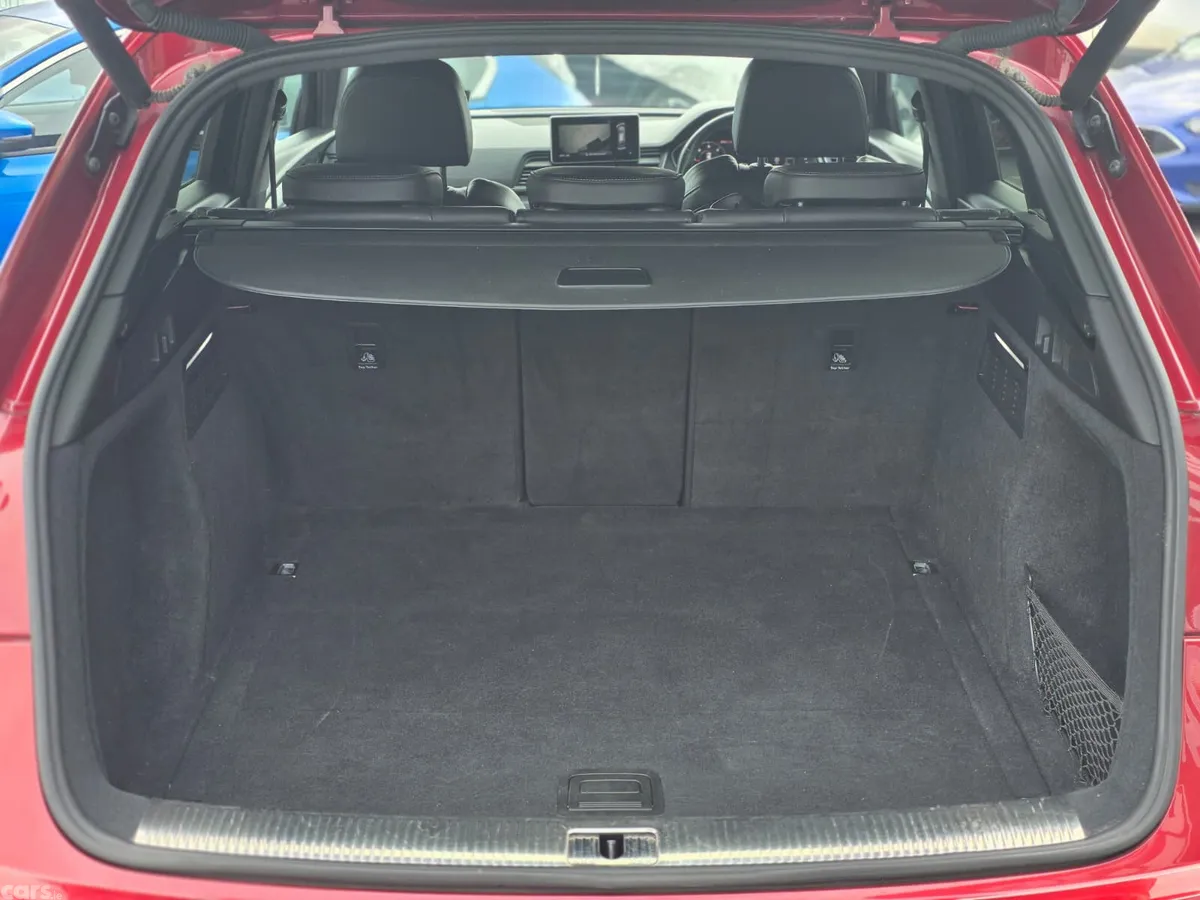 Audi Q5 SUV, Diesel, 2019, Red