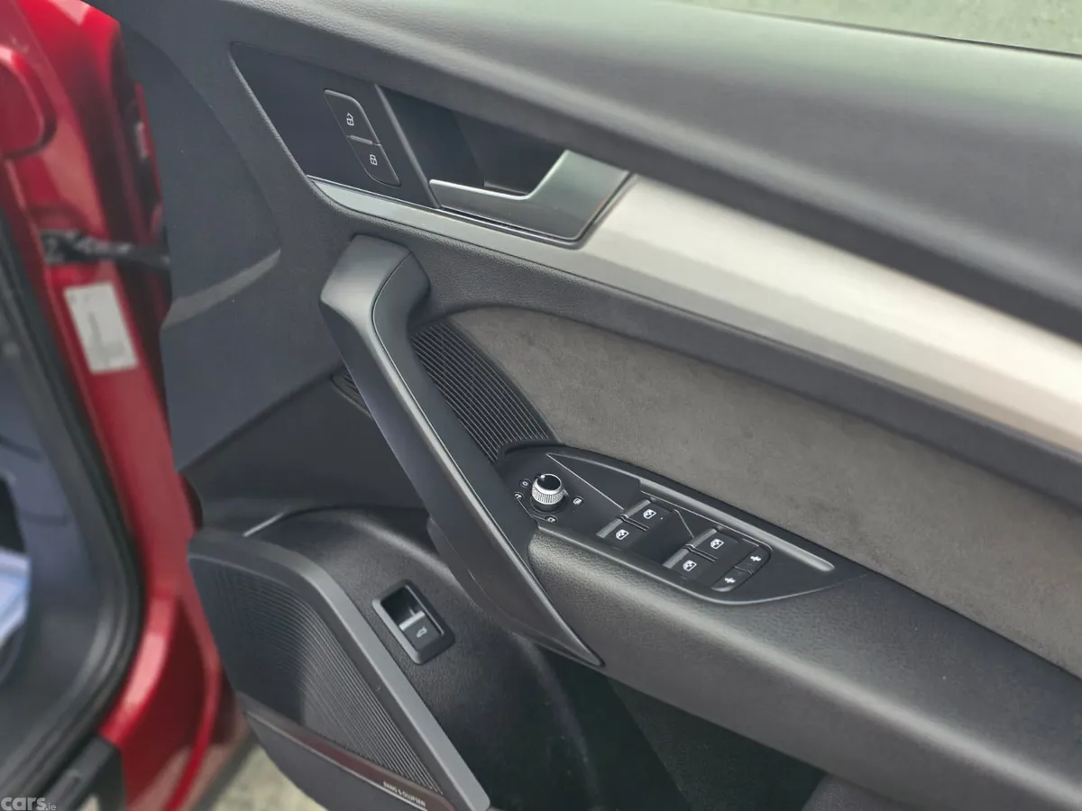 Audi Q5 SUV, Diesel, 2019, Red
