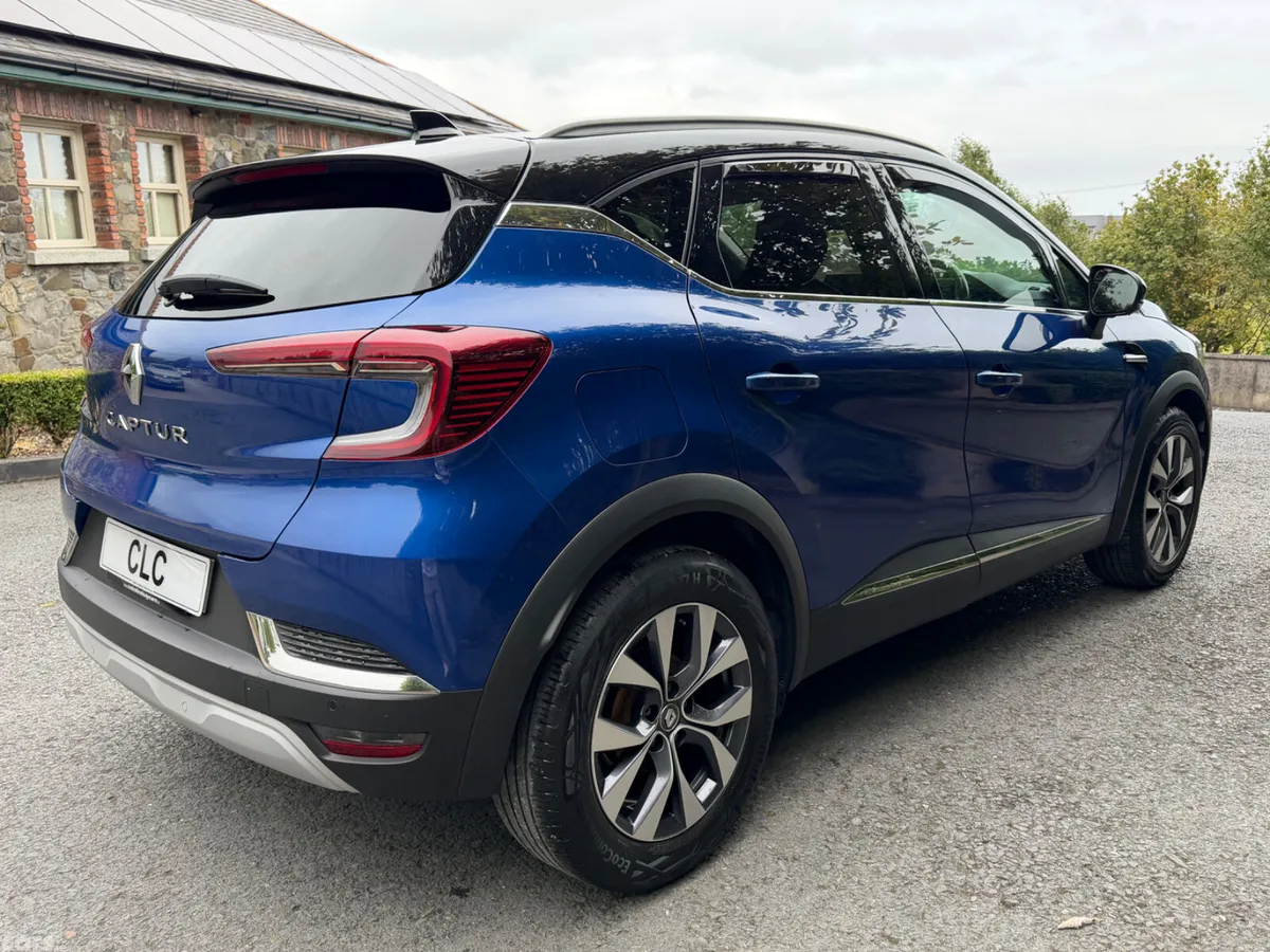 Renault Captur Hatchback, Petrol, 2021, Blue